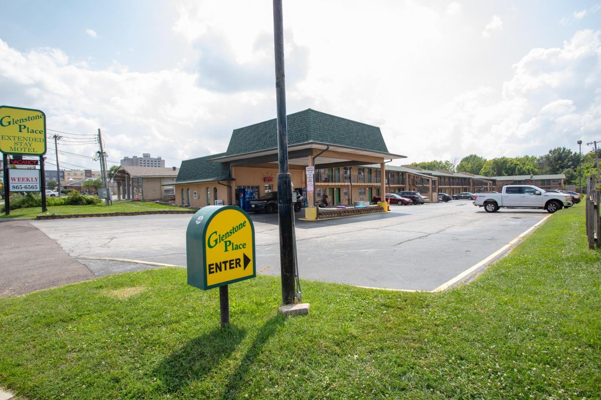 Glenstone Place Extended Stay Motel Springfield Exteriör bild